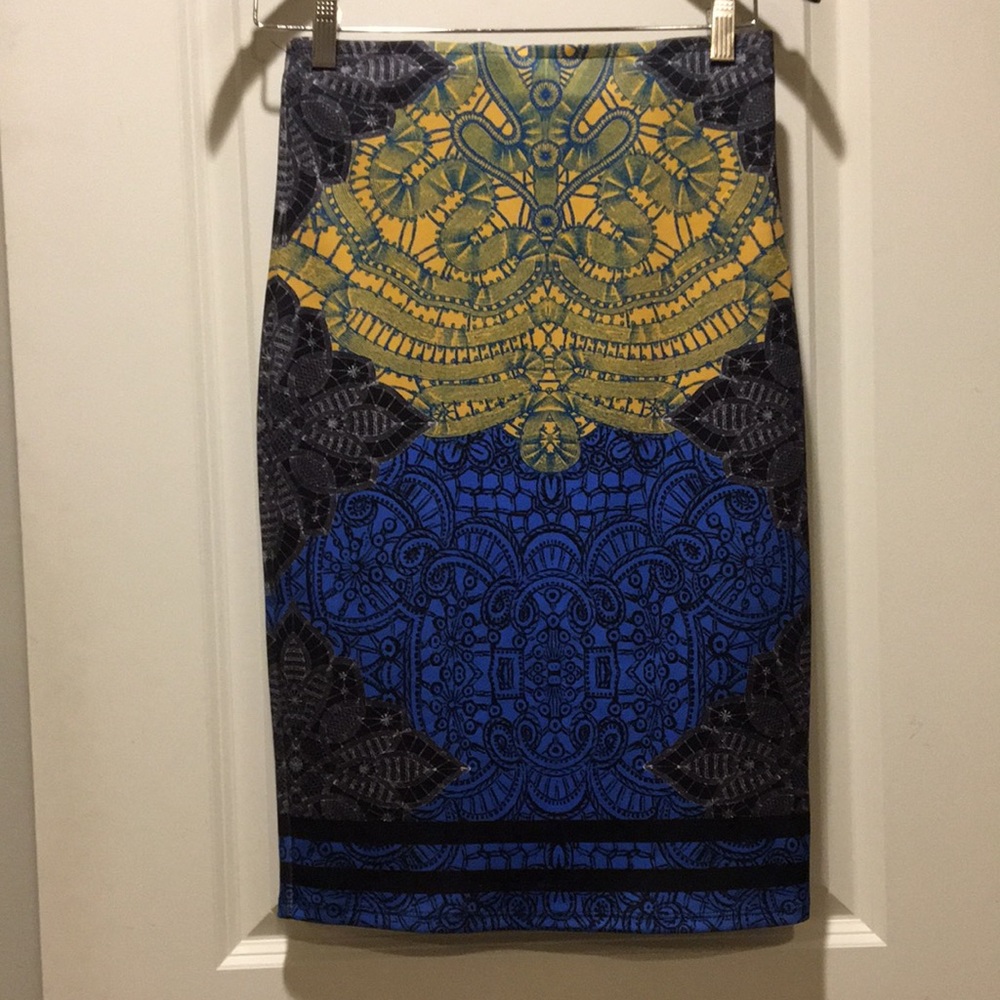 Anthropologie women Jealous Tomato BodyCon pull on beach2happy hour skirt size S